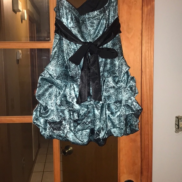 RubyRox dress! - Picture 2 of 3